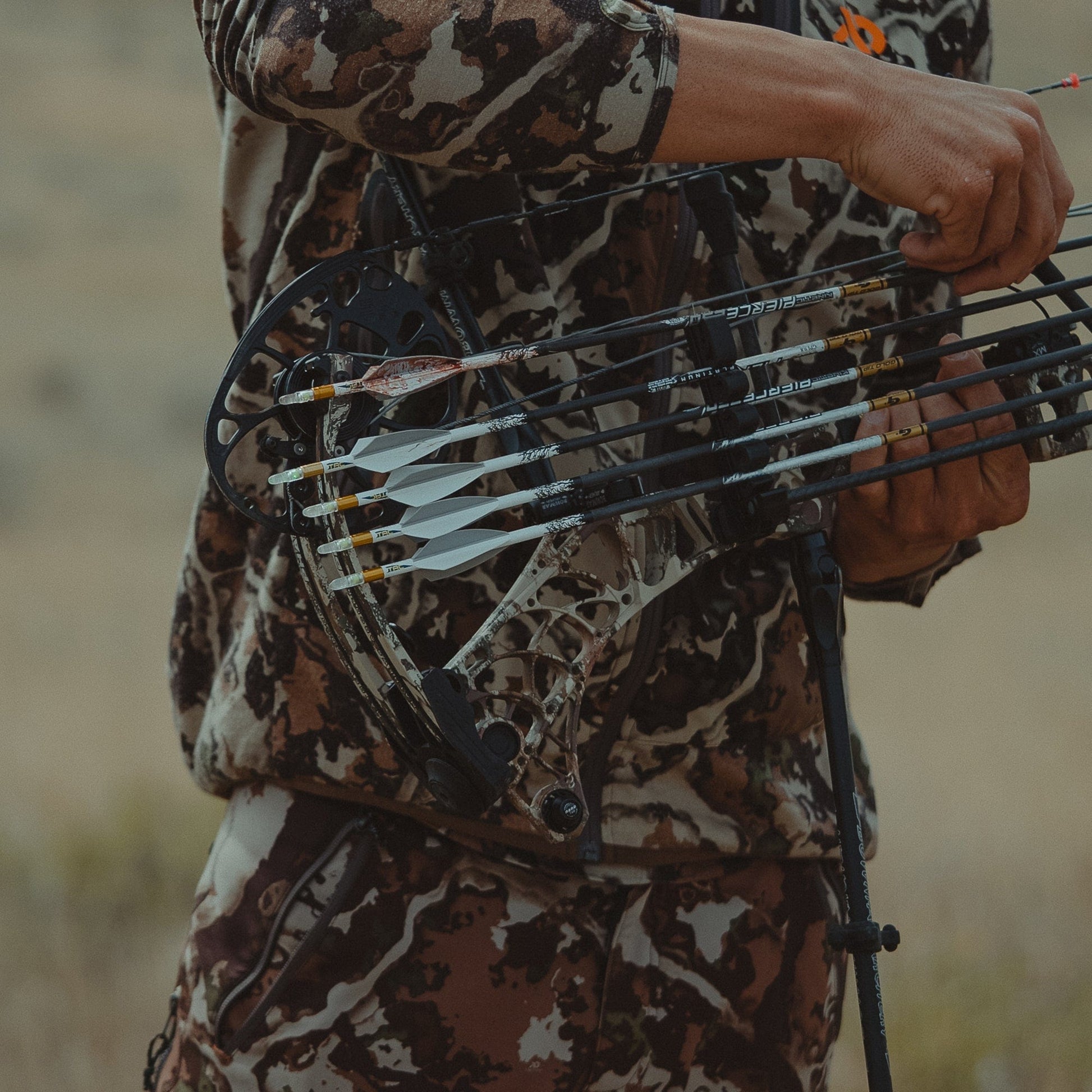 TAC Vanes LRP Gold Tip .166 Arrow Package (6-pack)