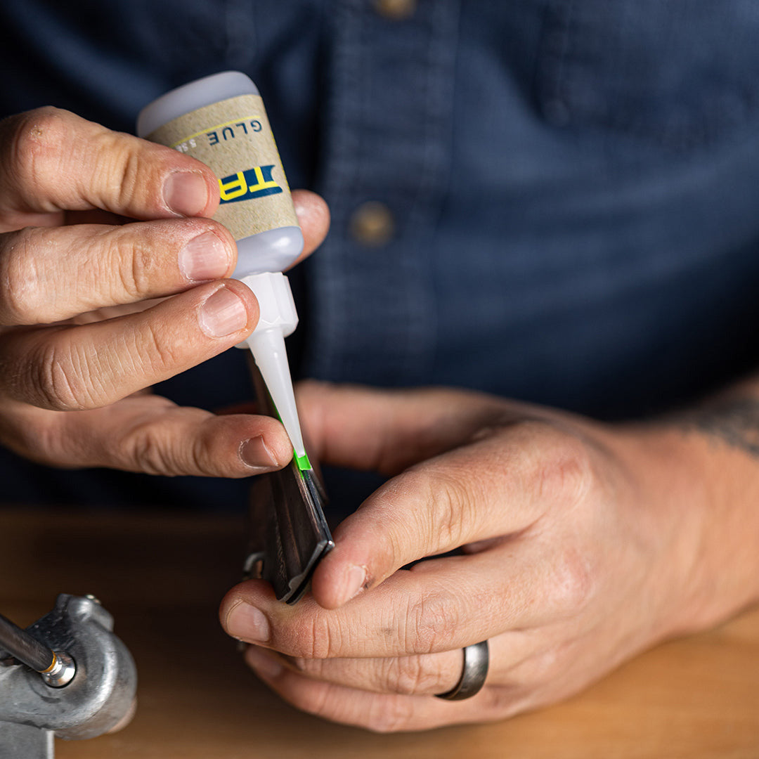 TAC Vanes Glue